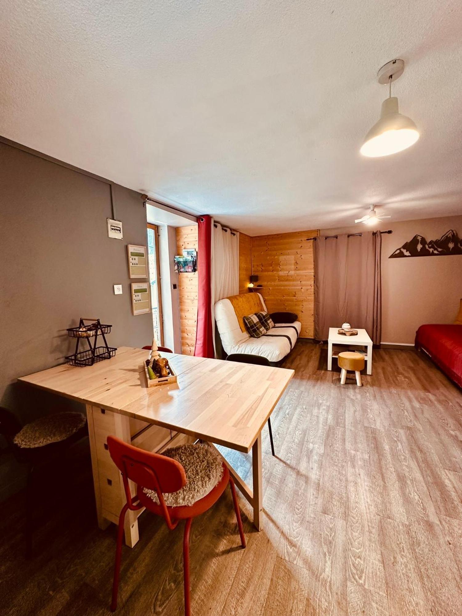 Le Dune Logement Le Bourg-dʼOisans Exterior foto